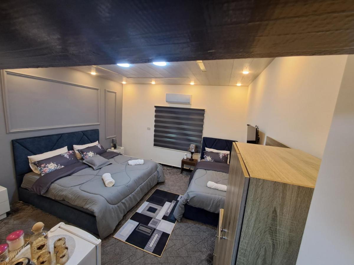 Cardostudio Hotel Jarash Buitenkant foto