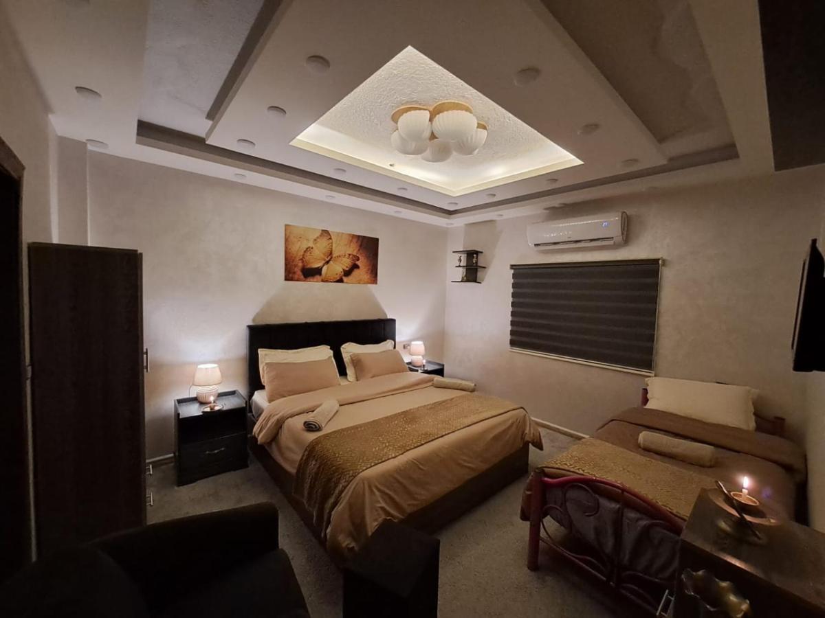 Cardostudio Hotel Jarash Buitenkant foto
