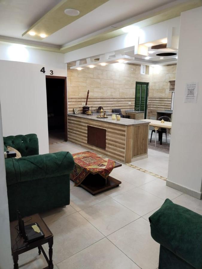 Cardostudio Hotel Jarash Buitenkant foto