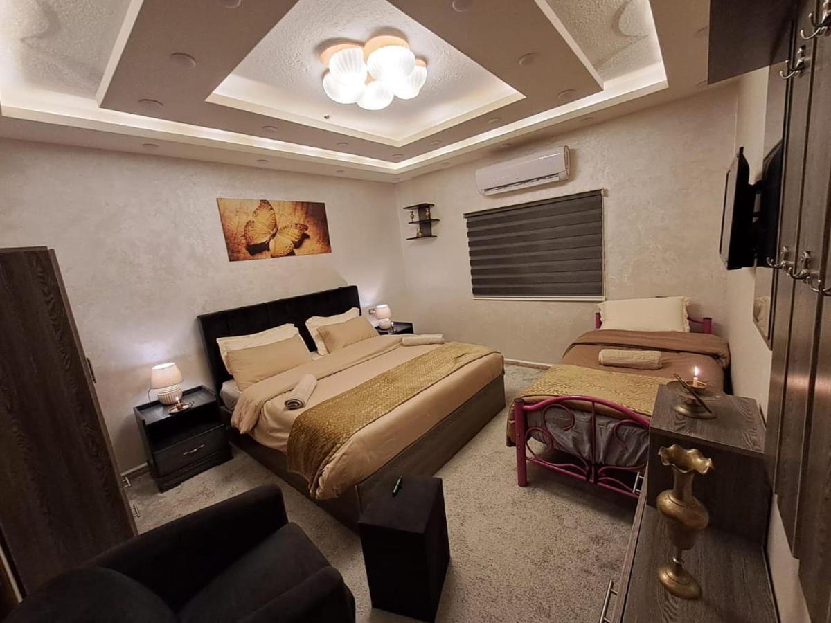 Cardostudio Hotel Jarash Buitenkant foto